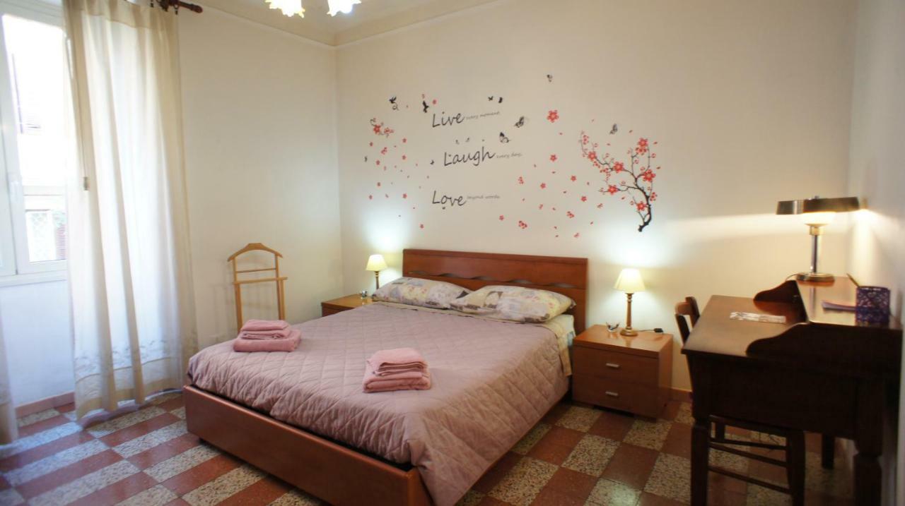 Angoletto Di Trastevere Рим Экстерьер фото