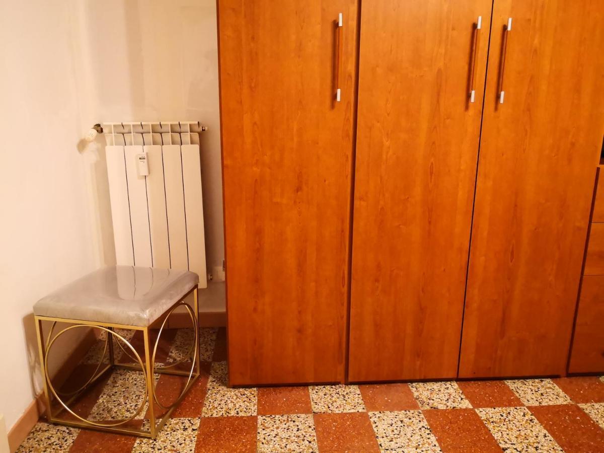 Angoletto Di Trastevere Рим Экстерьер фото